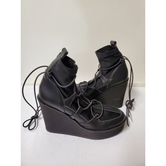 Steve Madden Atomic Wedge Lace-Up Bootie in Black Leather - Picture 4 of 11